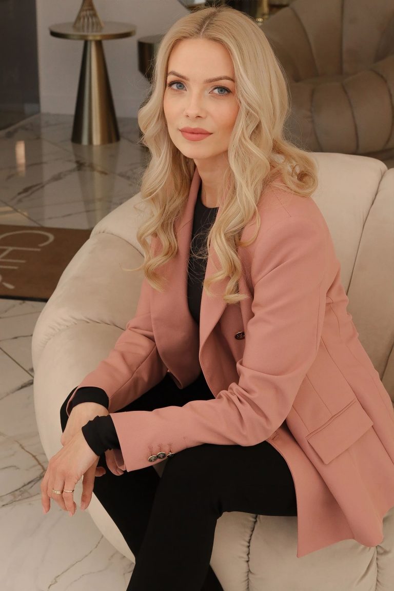 Evelina Keršienė PMU Vilnius Permanentinis Makiažas Vilniuje